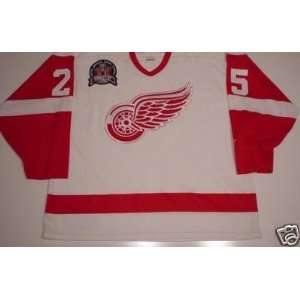  DARREN McCARTY Detroit Red Wings Jersey 1997 CUP PATCH 