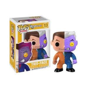  Funko POP Heroes Vinyl   Two Face Toys & Games