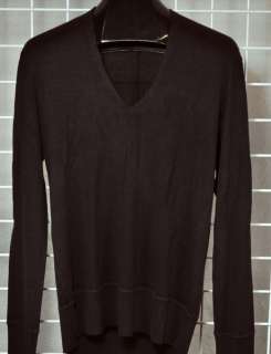 JOHN VARVATOS Pure Cashmere V Neck Sweater Mens XL EUC $550  