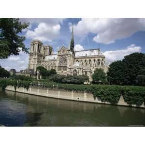 Notre Dame De Paris, Ile De La Cite, Paris, France Premium 