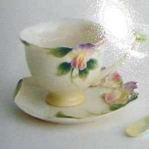  Franz Porcelain Sweet Pea Dream Designs Cup and Saucer set 