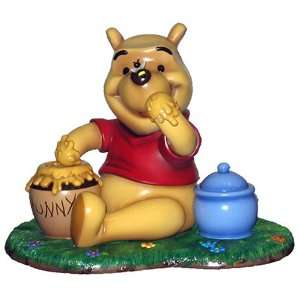  Winnie the Pooh Character Statuette Toys & Games