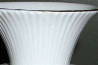 Metzler & Ortloff Bud Vase ~ Kunstporzellane # 7876  