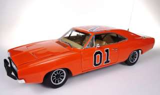 18 AutoWorld Improved 1969 Dukes of Hazzard General Lee Dodge 