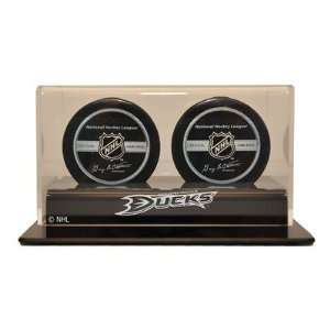  4.25 Double Hockey Puck Display Case Team Boston Bruins 