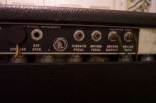 1969 Fender Deluxe Reverb Amp *Super Clean* Condition Sounds Great 