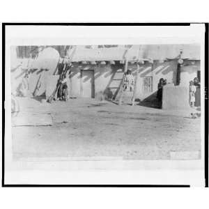  Pueblo of Jemez, Indian Squaws,Socorro, New Mexico 1885 