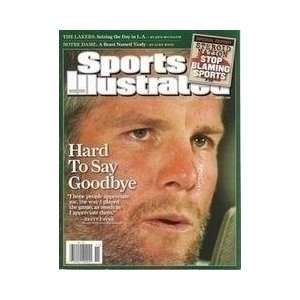 Brett Favre Unsigned Sports Illustrated   Crying Hard to Say Goodbye 
