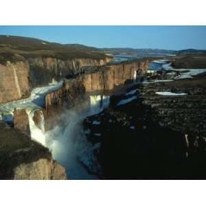 Wilberforce Falls, the Tallest Falls North of the Arctic Circle 