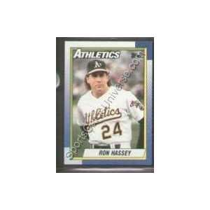 1990 Topps Regular #527 Ron Hassey, Oakland Athletics 