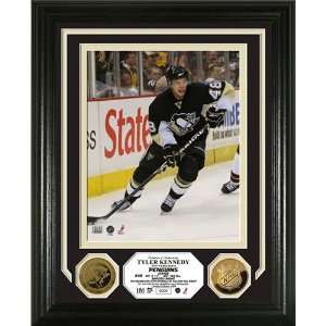   Mint Pittsburgh Penguins Tyler Kennedy Photomint