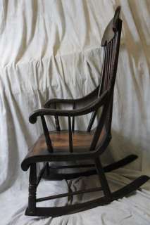 L551 ANTIQUE AMERICAN HITCHCOCK PAINTED AND STENCILED ROCKING CHAIR 