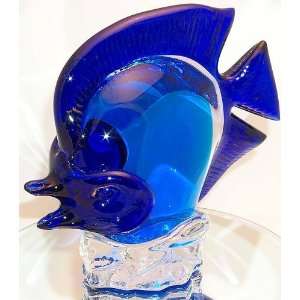 Tropical Tang Fish Figurine, on base, Art Glass, hand made, 6 x 5 inch 