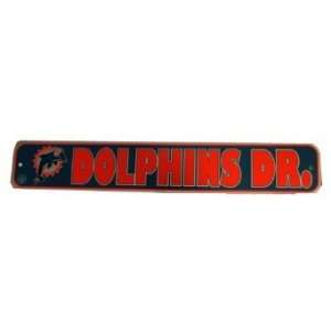 New Dolphins Dr Street Sign