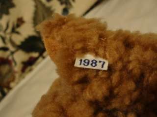 Gund 1987 Collectors Classics Brown Jointed Teddy Bear  