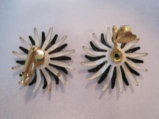 Vintage Black and White Enamel Flower Brooch Earrings Demi Set  