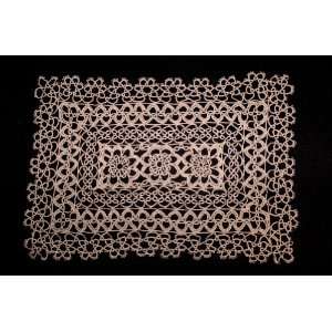 Handmade Tatting Lace Placemat Traycloth. Made of 100% Cotton. 12x18 