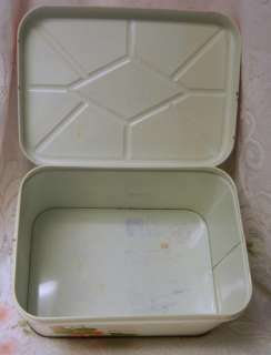 Vintage Metal Tin Country Style Breadbox Bread Box  