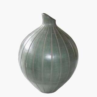   GR Terra Cotta Jardiniere   Gourd with Stripe   Green