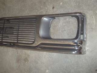   / 92 93 S10 S15 Sonoma OEM GMC Chrome Grille ONE SMALL CRACK  