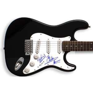   Autographed Signed Guitar Global Authentication 