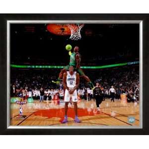  Nate Robinson 2008 09 with Slam Dunk Contest Trophy Framed 