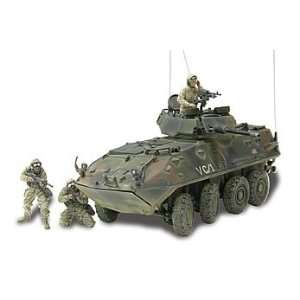  1/18 Scale Unimax USMC LAV 25 Light Armored Vehicle Toys & Games