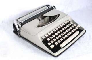 Vintage Remington Premier Manual Portable Typewriter Clean Sperry 