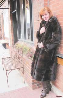 Lloyds Furs Designer OLEG CASSINI Mink Fur Coat   Size M   $2500 