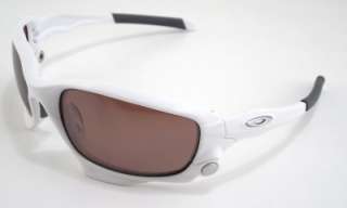 Oakley Sunglasses Jawbone Matte White w/VR28 Black Iridium Polarized 