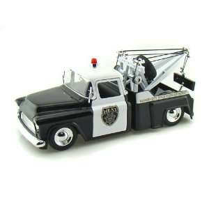  1955 Chevy Stepside Tow Truck Polce 1/24 Toys & Games
