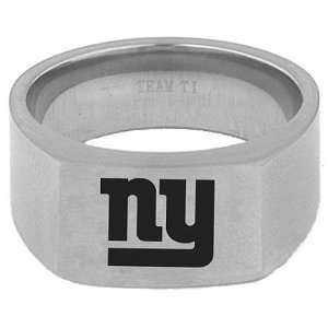  Team Titanium New York Giants10mm Signet Ring Sports 