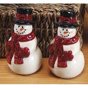   Holiday Snowman Salt & Pepper Shakers S/P Set  Kitchen