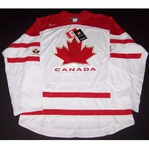  Team Canada 2010 Olympics Nike Jersey (Size X large 