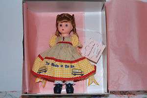 34135 Madame Alexander 8 Wheels On The Bus Doll 2002 NEW  