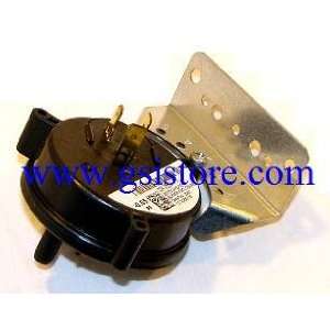  York 024 25006 710 0.65 WC Pressure Switch Automotive