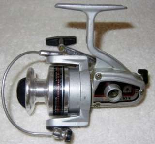   Fishing Reel Silver Model 130X Spinning Reel Bait Casting 8 10 Lb Test