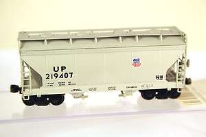 Pacific Western Rail N UP 2 bay Covered Hopper #219407  