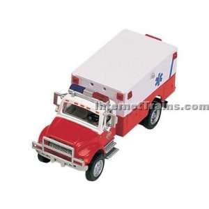   International 4900 2 Axle EMS Ambulance   Red/White Toys & Games