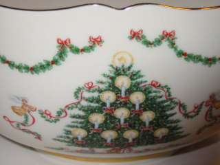 1992 Lenox The Joys of Christmas SERVING BOWL Made In USA Holiday 
