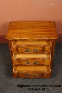 THOMASVILLE Tableau French Provincial Three Drawer Chest Nightstand 