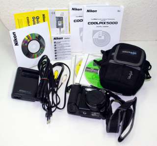 Modell Nikon Coolpix 5000 Auflösung 2.560 x 1.920 Bildpunkte 