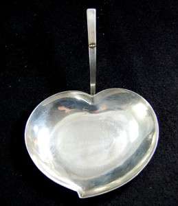 Three Crowns Silversmiths Leaf Heart Mint Dish c1946 65  