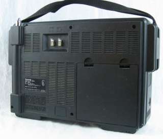 Vintage Panasonic RF 2900 5 Band Shortwave Portable Radio Receiver 