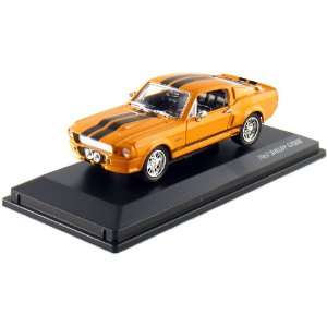  1967 Shelby GT500 Mustang SIGNATURE SERIES Diecast 143 