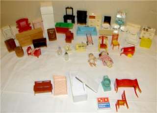 VINTAGE LOT DOLLHOUSE FURNITURE RENWAL PLASTIC WOODEN DOLLS APPLIANCES 