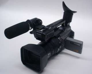 Sony Handycam DSR PD170 Digital MiniDV Camcorder 3CCD WOW LOOK AT 