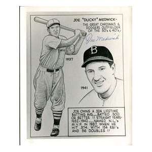 Joe Medwick Autographed Black & White Postcard   MLB Cut Signatures 