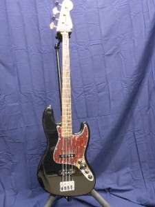 2006 Fender Deluxe Power Jazz Bass w/bag USED  