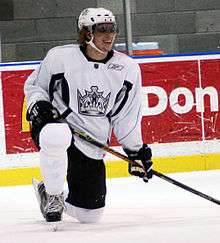 kopitar at a team practice during his first season with the kings 2007